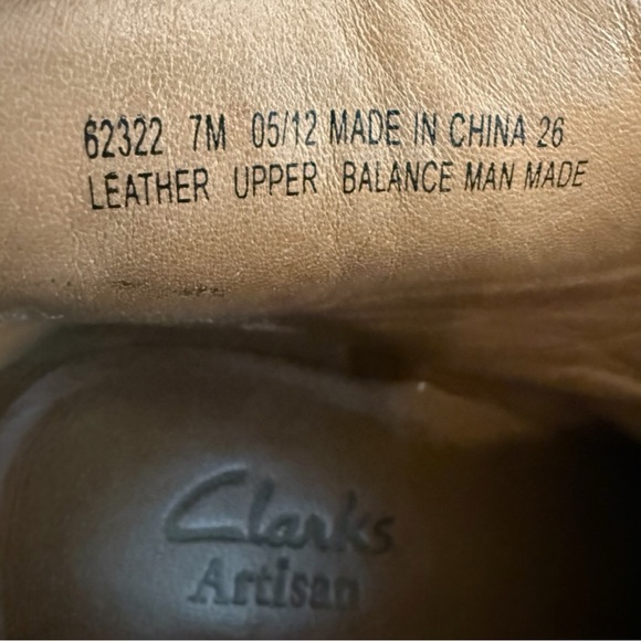 Clarks Tan Ankle Boots with Triple Buckle Women’s Size 7 - Picture 6 of 8